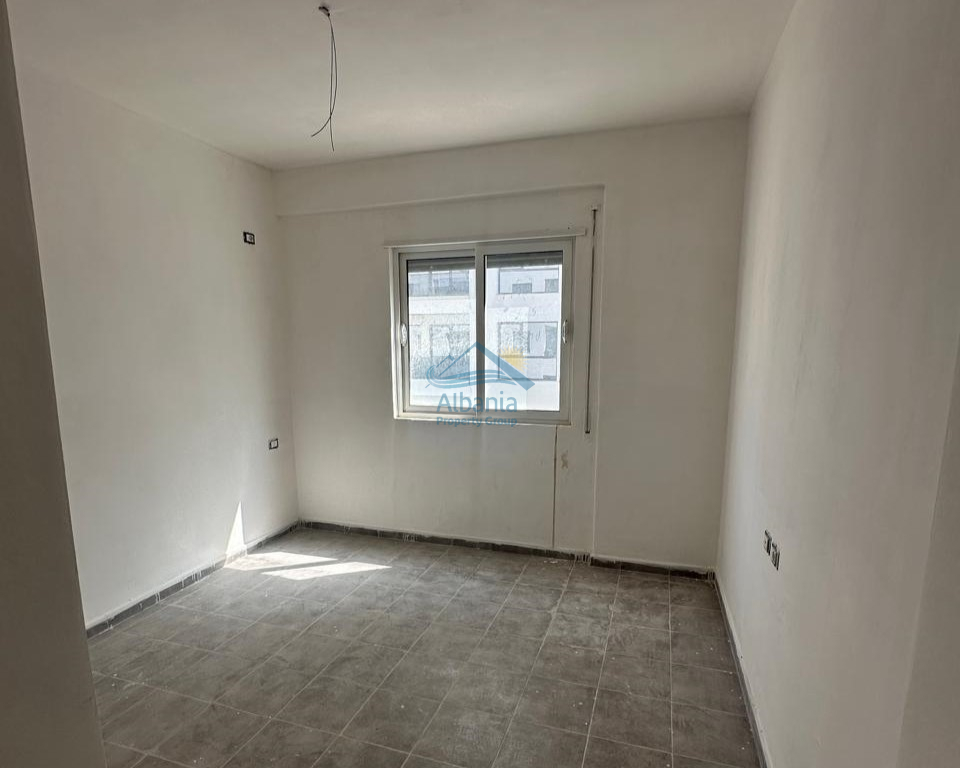 5 Rruga Reshat Osmani, Vlore 1195